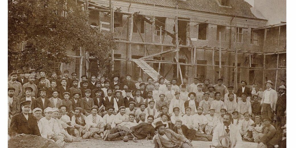 як будували палац