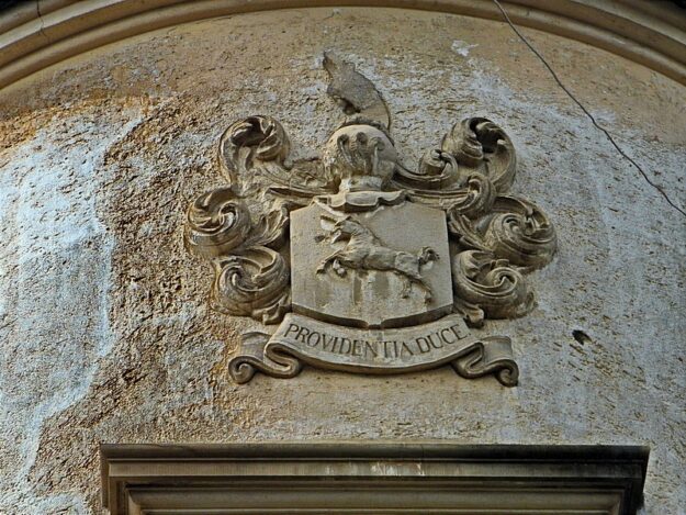 Герб Шувалових